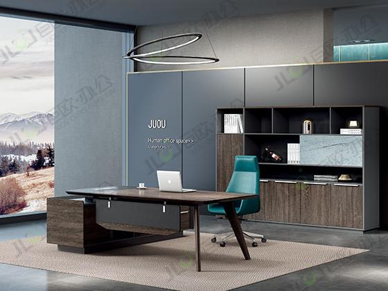 選擇現(xiàn)代辦公家具